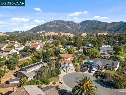 $1,149,000 | 11 Mt Lee Place, Clayton, CA 94517