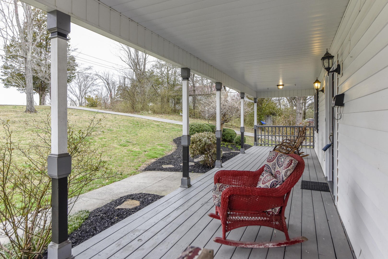 406 Ridge Road Maryville, TN 37803 - Photo 4 of 37 Gallery Image 4