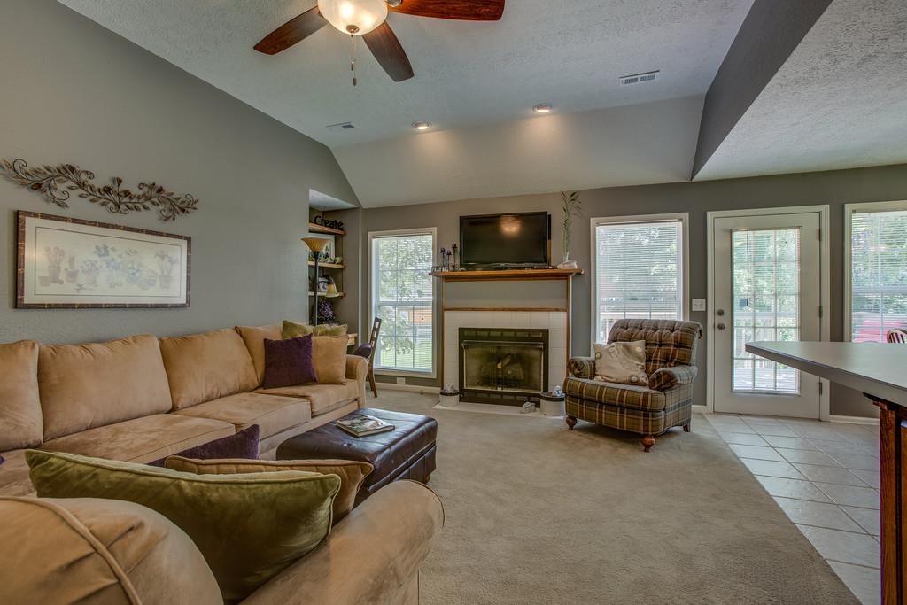 1248 Hunters Point Lane Spring Hill, TN 37174 - Photo 3 of 20