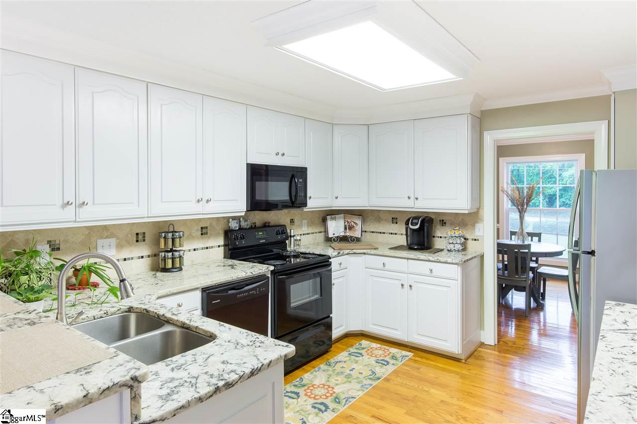 741 Woods Chapel Road Duncan, SC 29334 - Photo 17 of 35