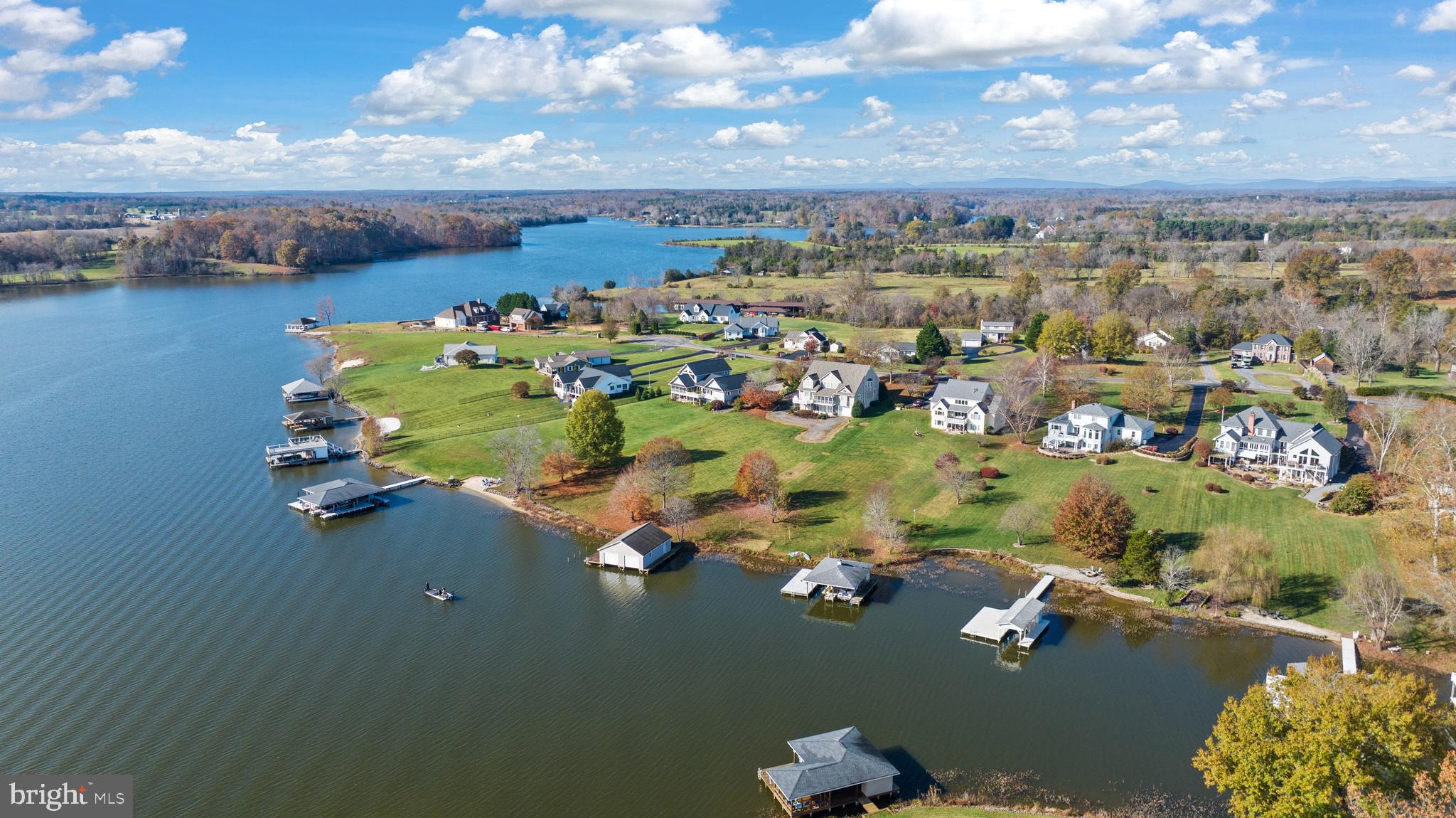 5805 Crescent Point Drive Orange, VA 22960 - Photo 15 of 74