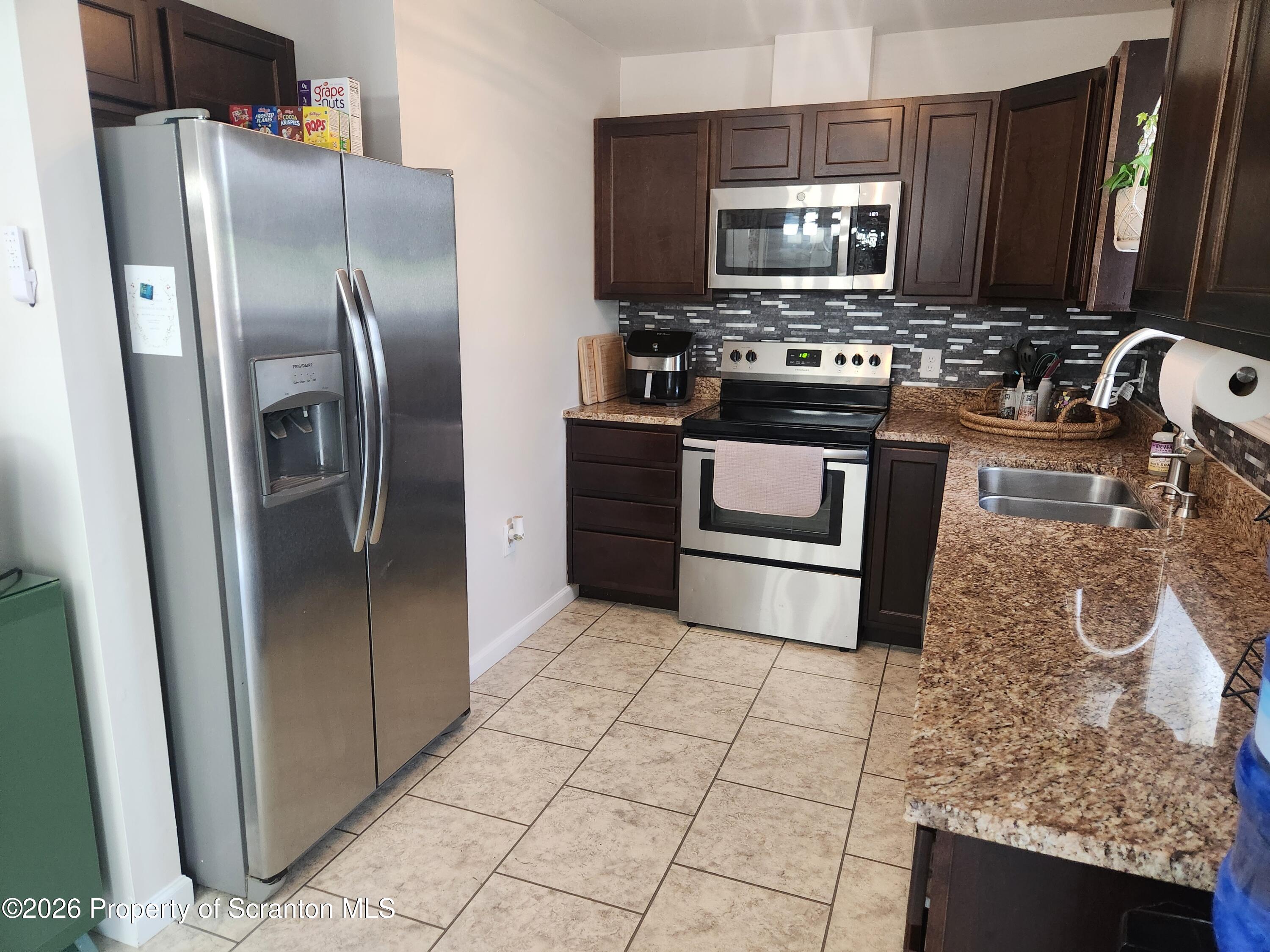 28 Harding Avenue Nicholson, PA 18446 - Photo 3 of 15 20260416_112814