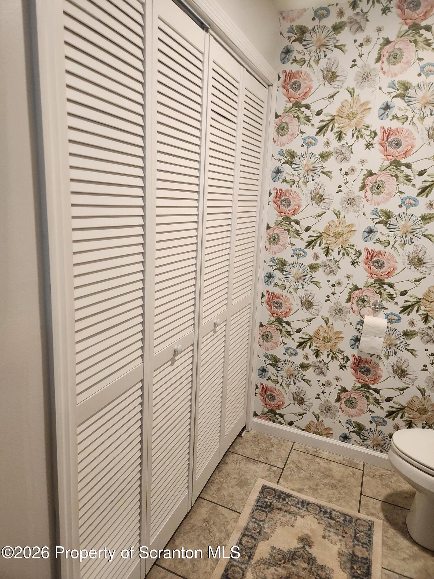 28 Harding Avenue Nicholson, PA 18446 - Photo 7 of 15 20260416_112348