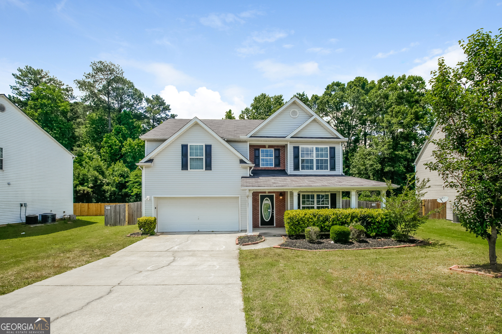 8319 Milam Loop Fairburn, GA 30213 - Photo 1 of 17