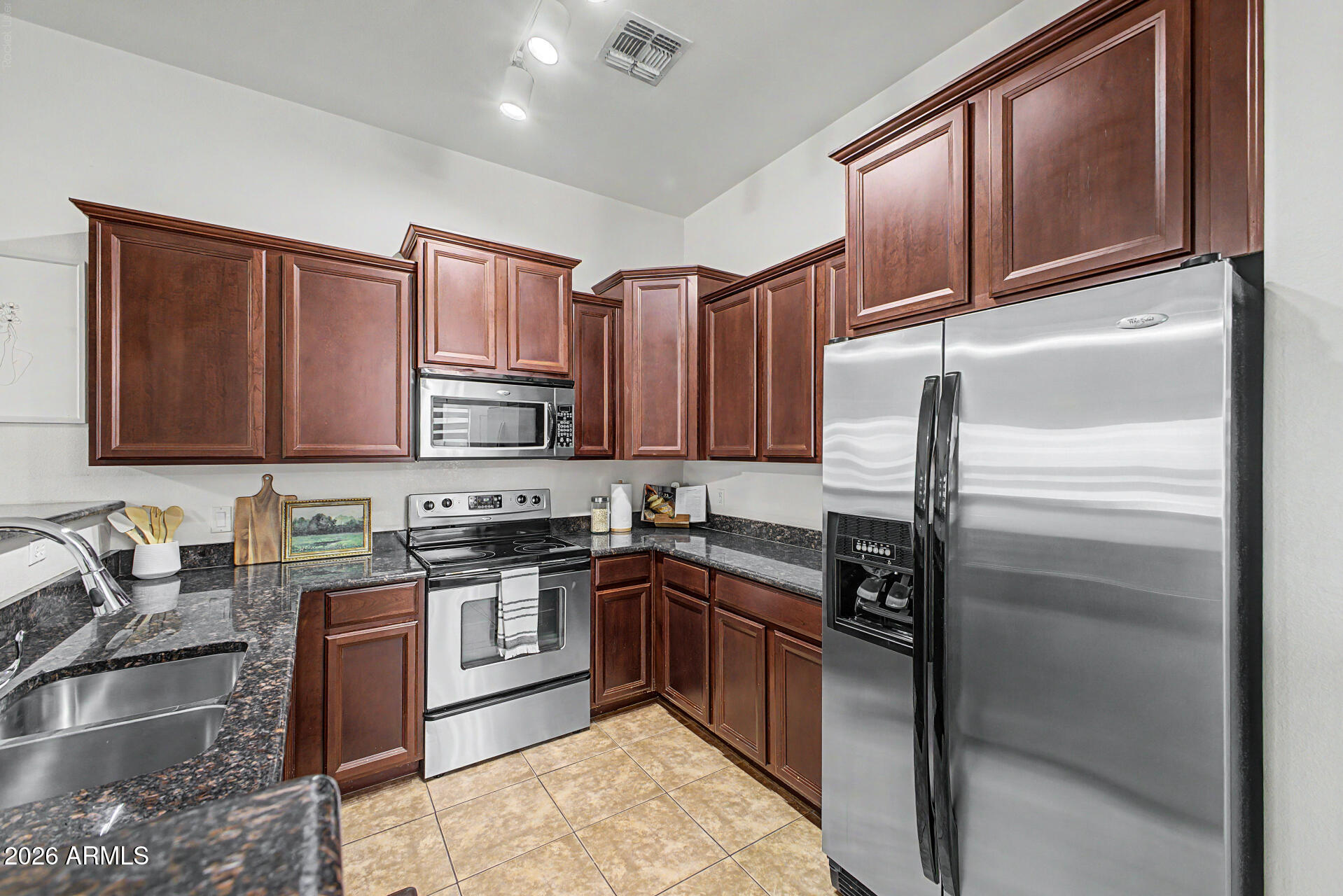 280 South Evergreen Road, Unit 1255 Tempe, AZ 85288 - Photo 9 of 38 Kitchen view 2