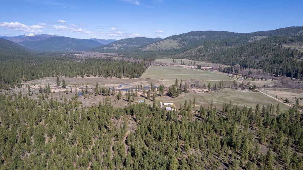 423 Seyler Valley Road Inchelium, WA 99138 - Photo 12 of 43