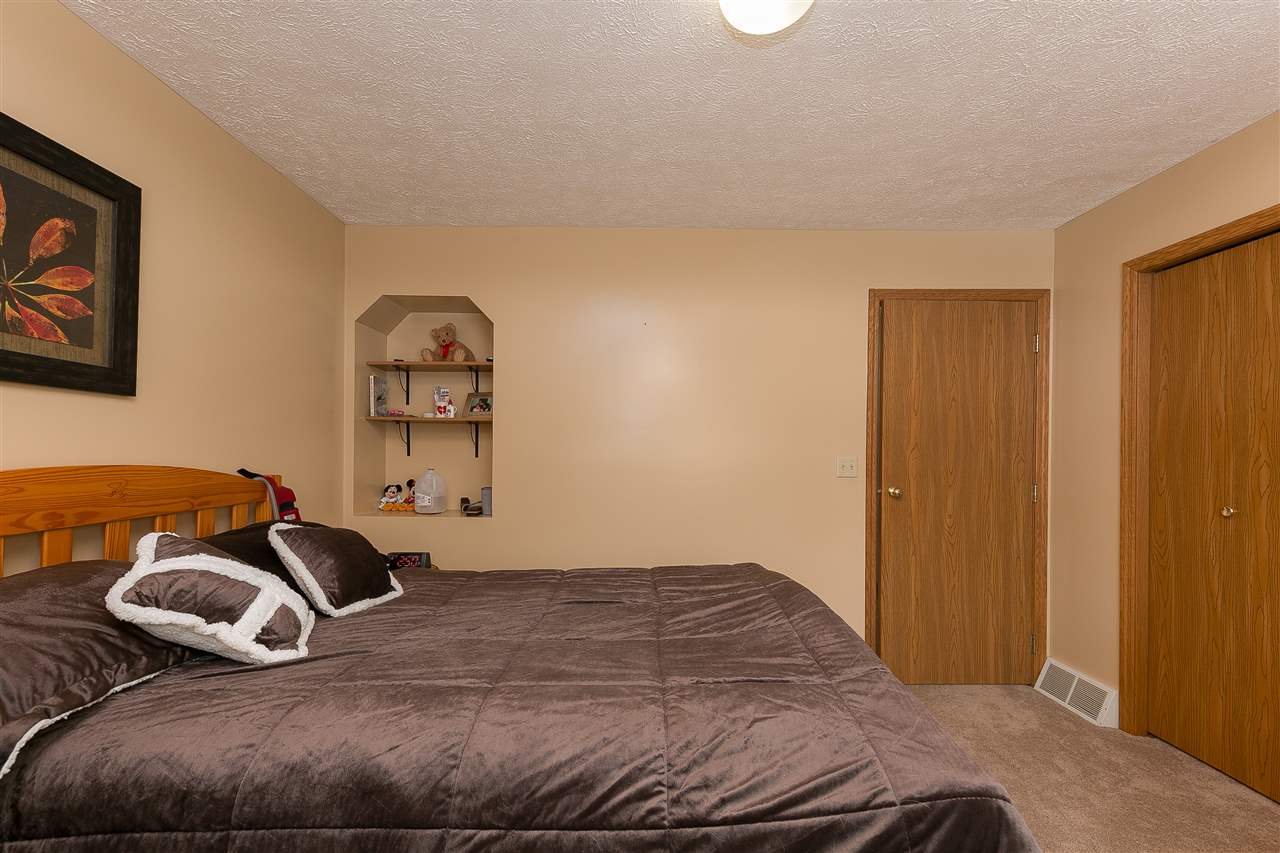 1086 Smith Road Traverse City, MI 49696 - Photo 8 of 43 1857552-7.JPG