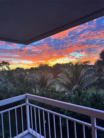 $350,000 | 6181 Balboa Circle, Unit 403, Boca Raton, FL 33433