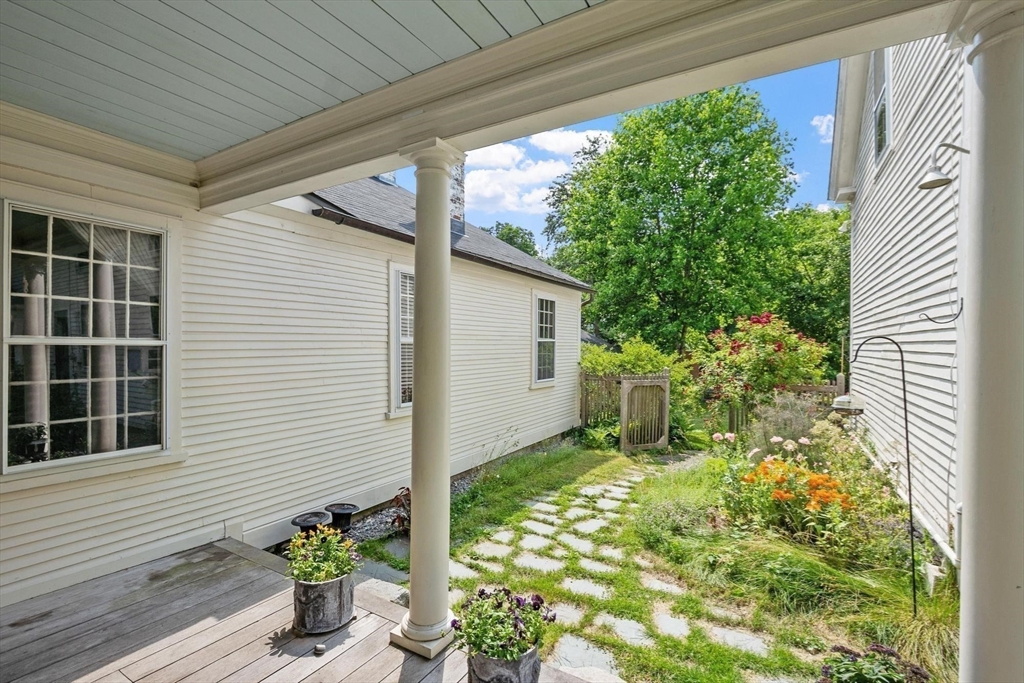 194 Center Road Shirley, MA 01464 - Photo 12 of 42