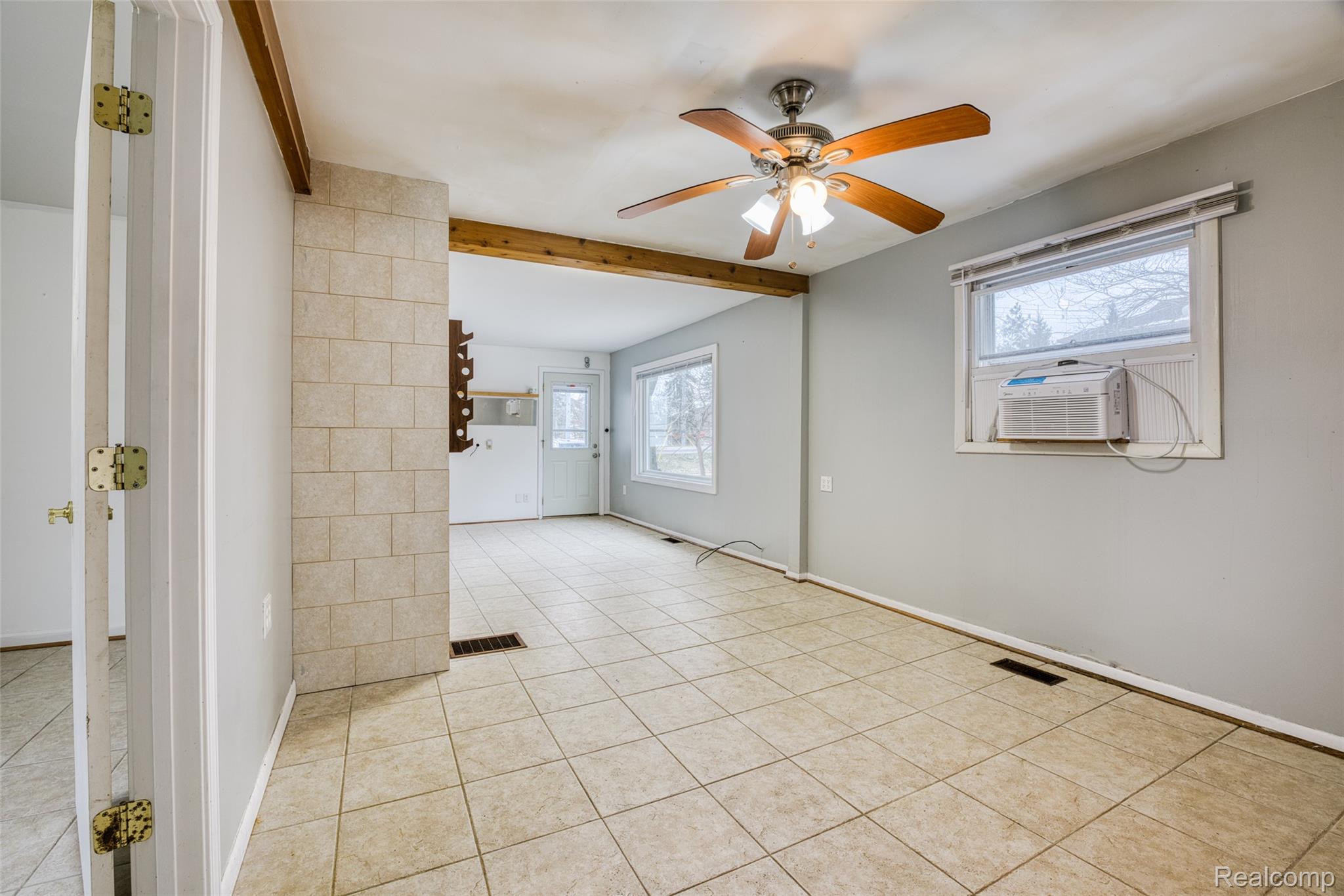 23675 Novi Road Novi, MI 48375 - Photo 10 of 34 image-12.jpg