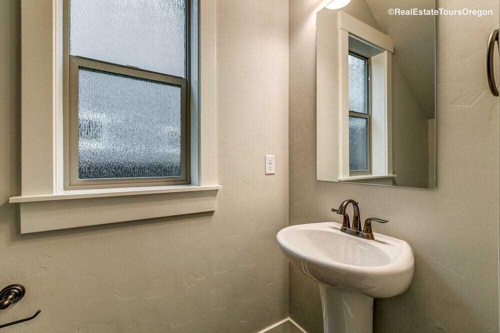 4373 Southwest 36th Street Redmond, OR 97756 - Photo 26 of 31 Photos shown are of different floorplan with similar features. Specs will vary.