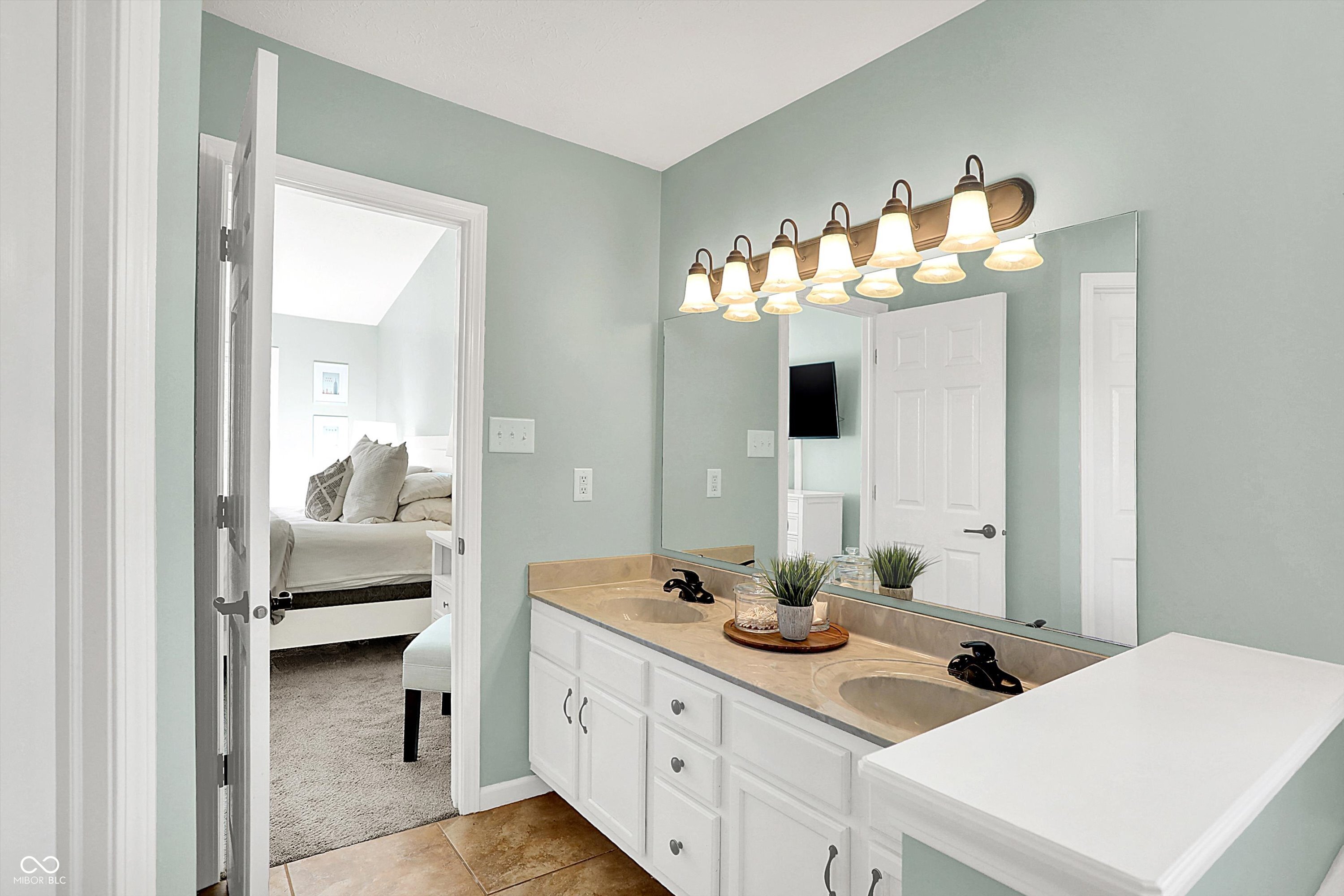 10737 Springston Court Fishers, IN 46037 - Photo 20 of 41