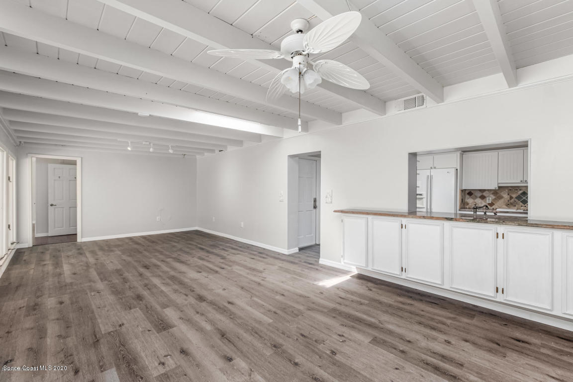 405 Sunset Boulevard Melbourne Beach, FL 32951 - Photo 8 of 26 Great room