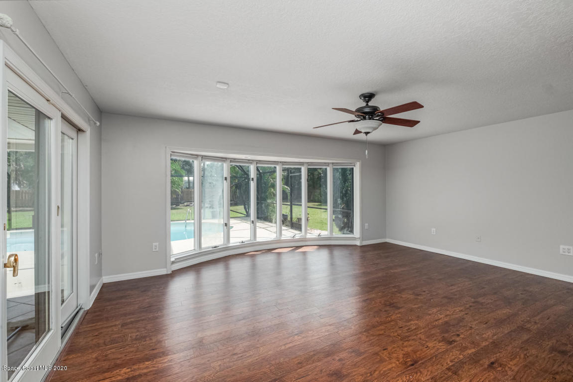 405 Sunset Boulevard Melbourne Beach, FL 32951 - Photo 9 of 26 Master bed 1