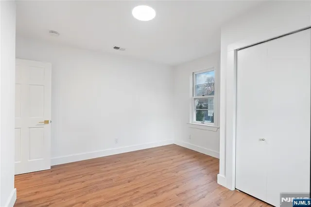 $959,000 | 16 Clarke Street, Closter, NJ 07624