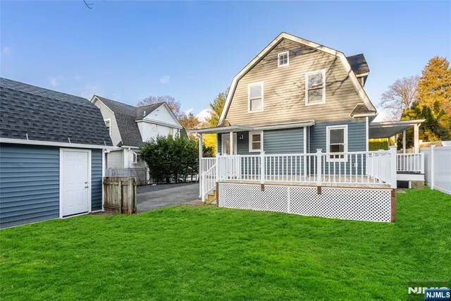 $959,000 | 16 Clarke Street, Closter, NJ 07624