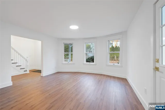 $959,000 | 16 Clarke Street, Closter, NJ 07624