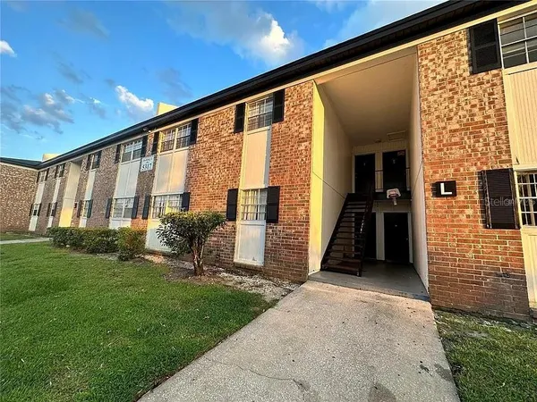 $1,650 | 5317 Curry Ford Road, Unit L205, Orlando, FL 32812