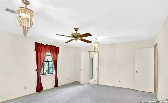 a view of empty room with window