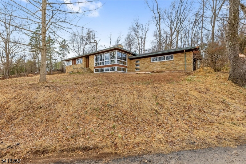42 Stouts Road Skillman, NJ 08558 - Photo 2 of 32 Gallery Image 2