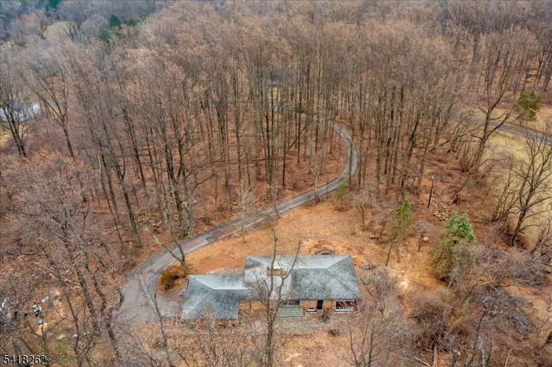 42 Stouts Road Skillman, NJ 08558 - Photo 5 of 32 Gallery Image 5