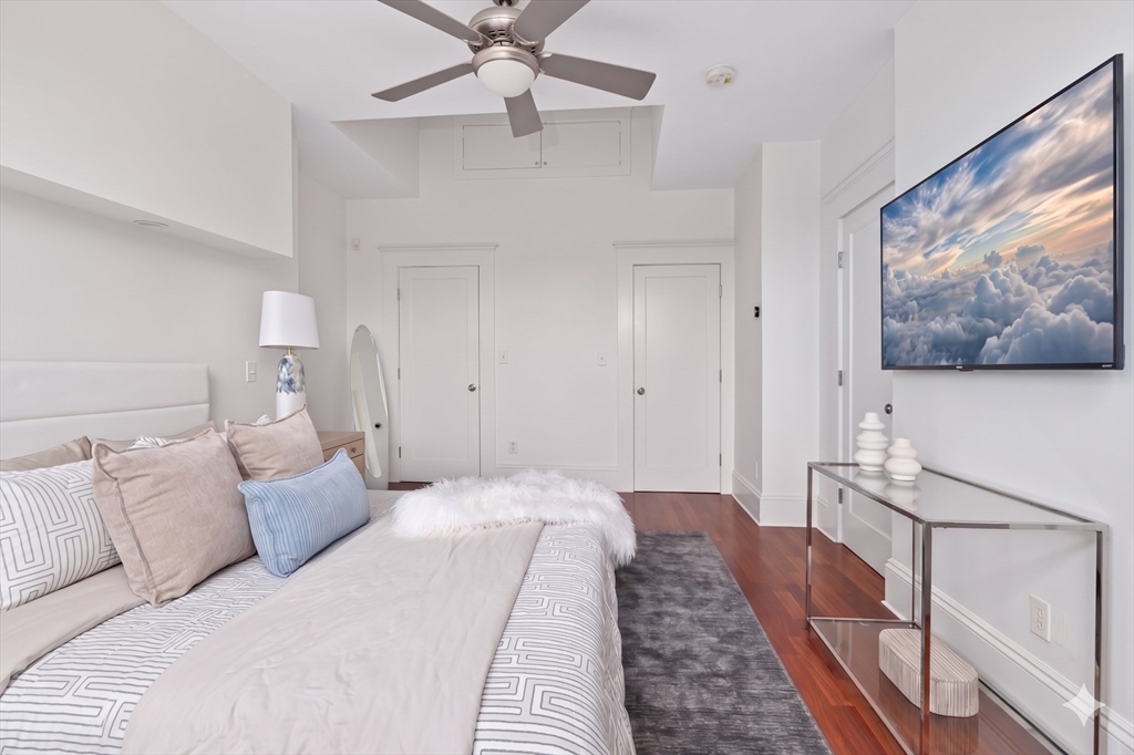 65 Rutland Street, Unit PH3 Boston, MA 02118 - Photo 16 of 24