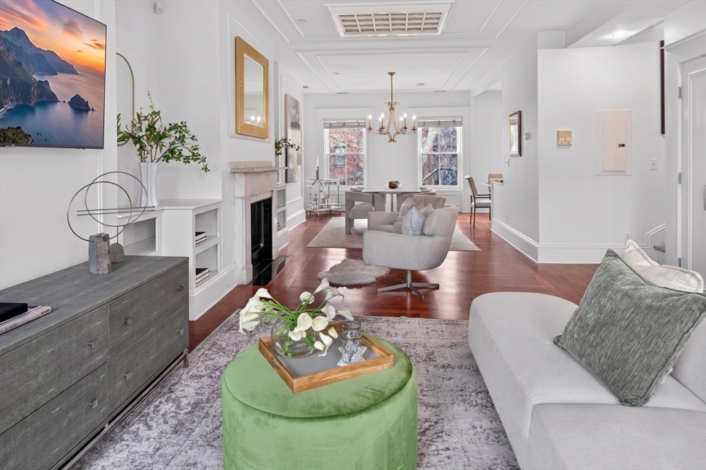 65 Rutland Street, Unit PH3 Boston, MA 02118 - Photo 3 of 24