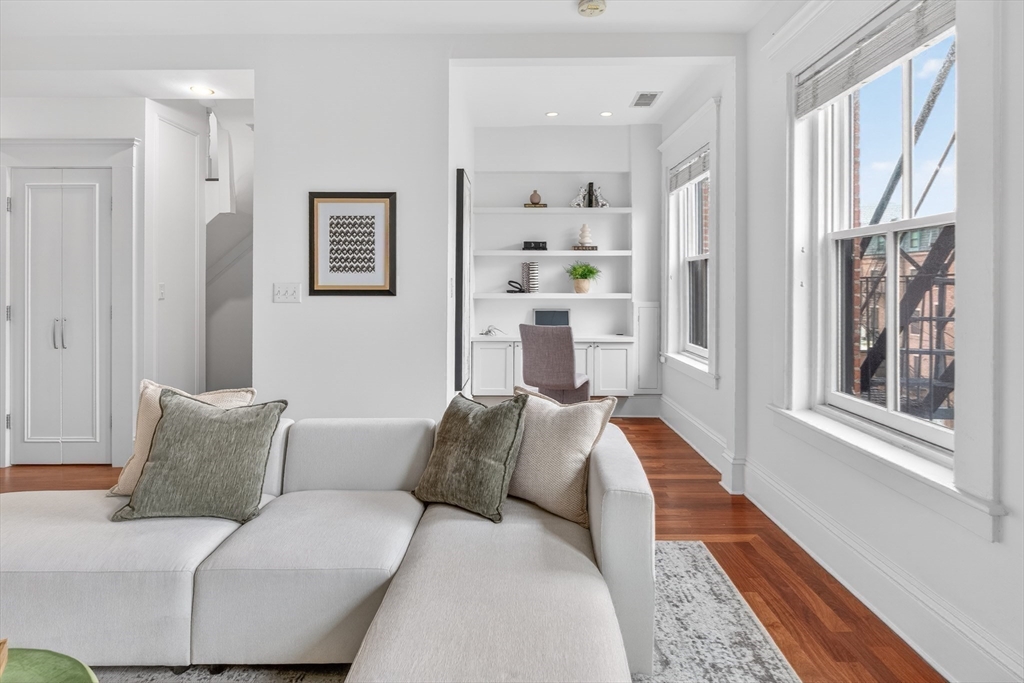 65 Rutland Street, Unit PH3 Boston, MA 02118 - Photo 5 of 24