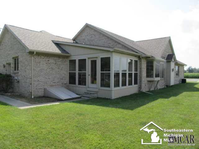 6750 West Dunbar Road Monroe, MI 48161 - Photo 8 of 34
