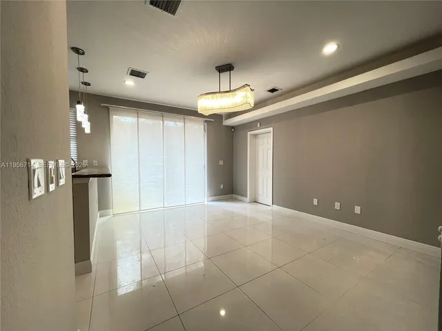 $3,150 | 6524 Hidden Cove Drive, Unit 14, Davie, FL 33314