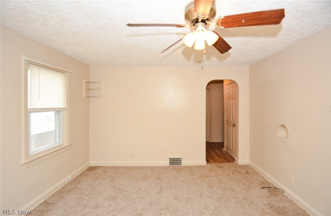 2519 9th Street Northwest Canton, OH 44708 - Photo 8 of 13 Gallery Image 8