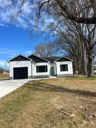 $305,000 | 510 Dale Street, Archdale, NC 27263