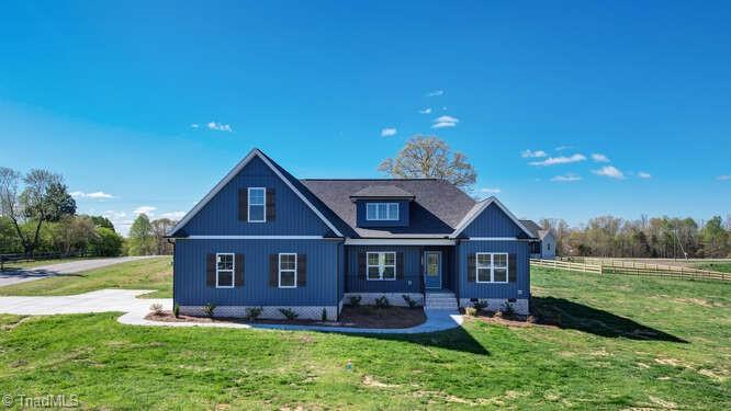 1252 Washburn Road Madison, NC 27025 - Photo 3 of 36
