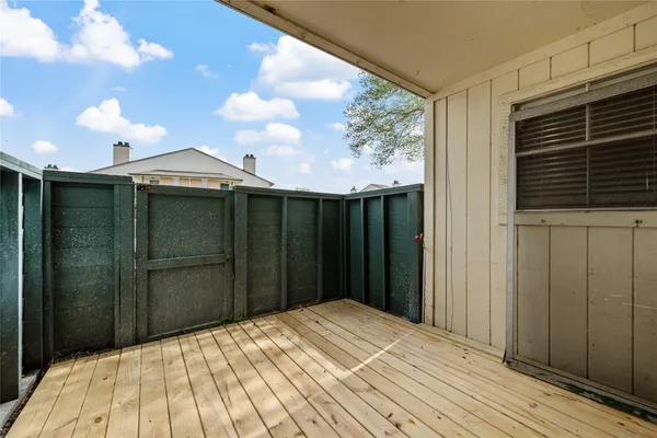 $130,000 | 250 El Dorado Boulevard, Unit 217, Webster, TX 77598