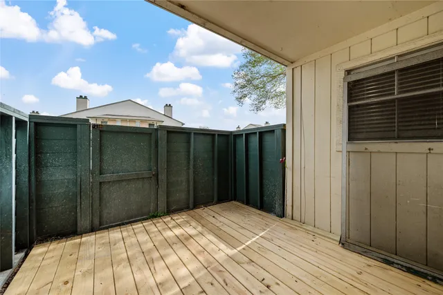 $130,000 | 250 El Dorado Boulevard, Unit 217, Webster, TX 77598