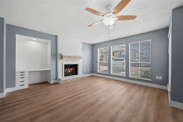 $130,000 | 250 El Dorado Boulevard, Unit 217, Webster, TX 77598