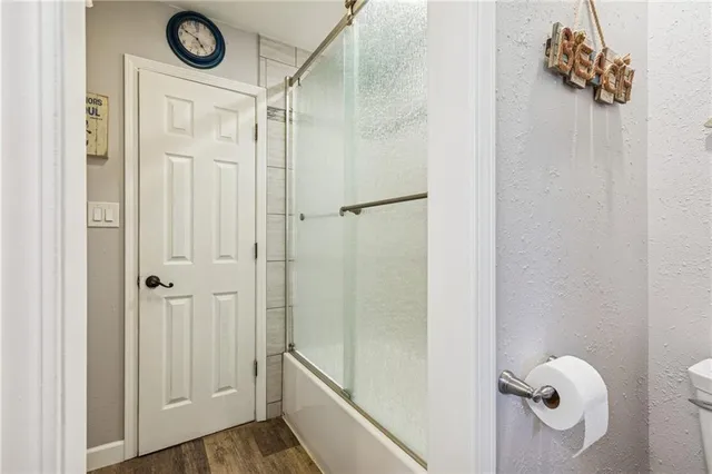 $420,000 | 129 Crestview Court, Lansing, KS 66043