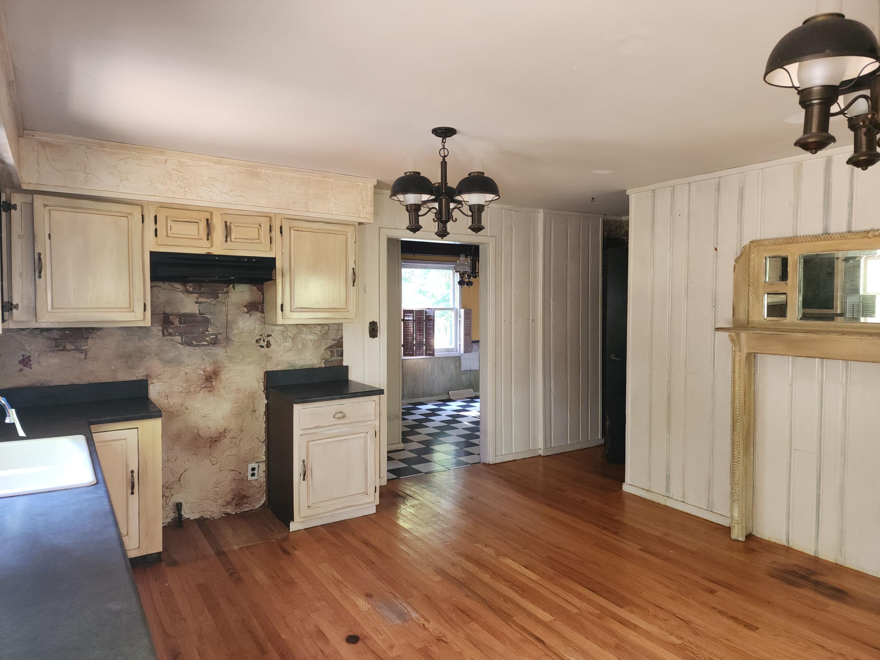 509 East Burdick Road Chesterton, IN 46304 - Photo 2 of 22 3000x2250