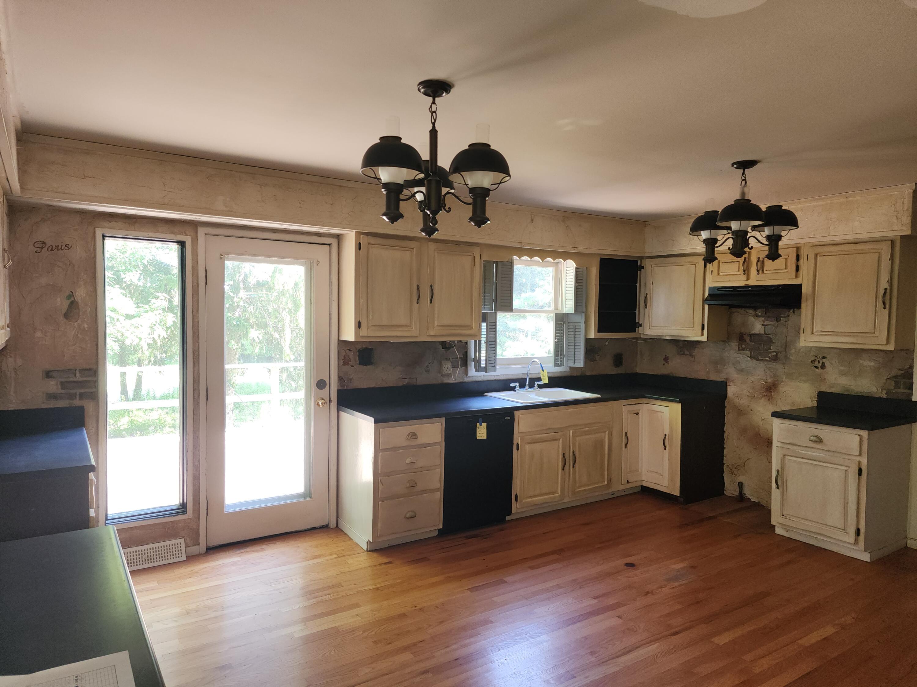 509 East Burdick Road Chesterton, IN 46304 - Photo 3 of 22 3000x2250