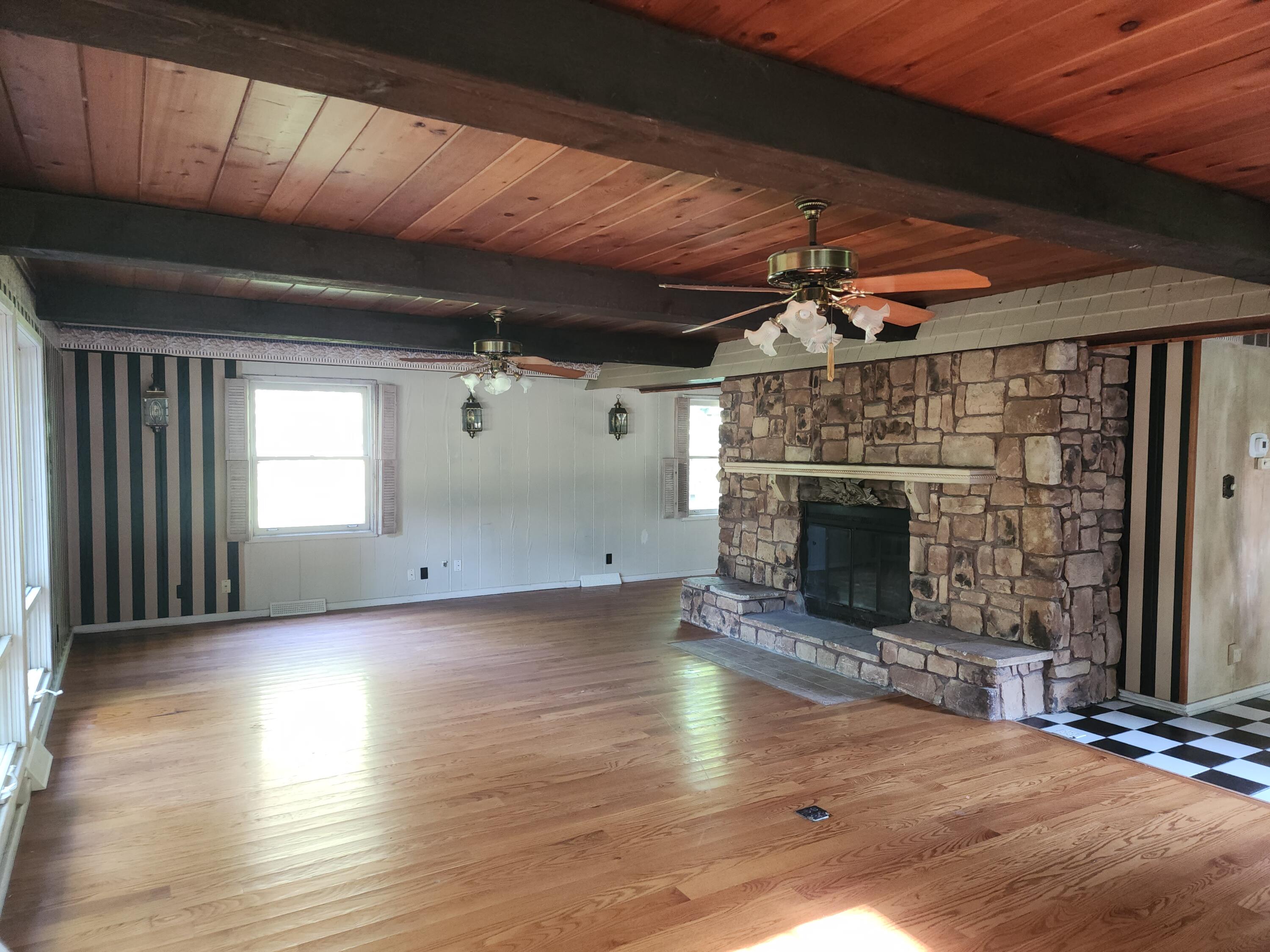 509 East Burdick Road Chesterton, IN 46304 - Photo 4 of 22 3000x2250