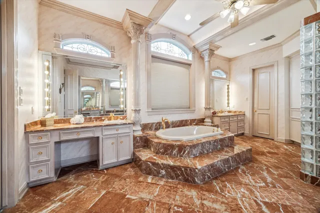 $3,500,000 | 903 Old Lake Road, Houston, TX 77057