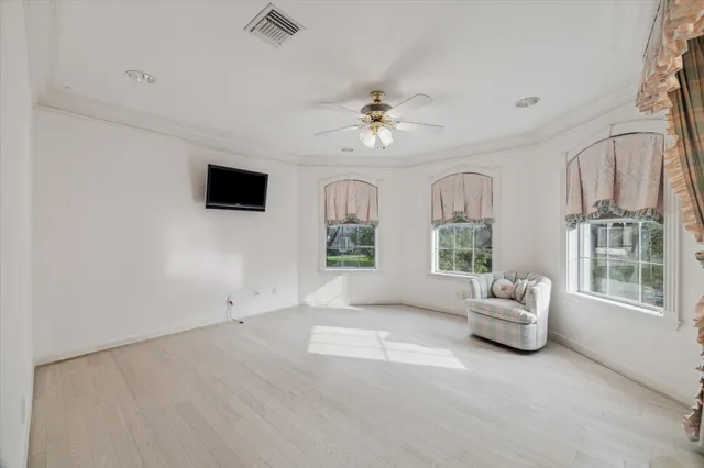 $3,500,000 | 903 Old Lake Road, Houston, TX 77057