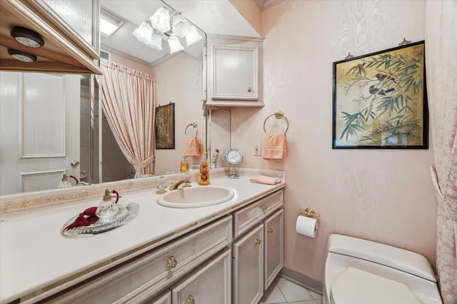 $3,500,000 | 903 Old Lake Road, Houston, TX 77057