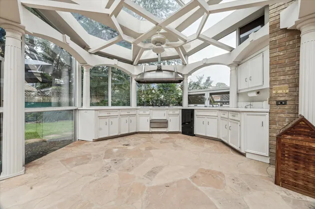 $3,500,000 | 903 Old Lake Road, Houston, TX 77057