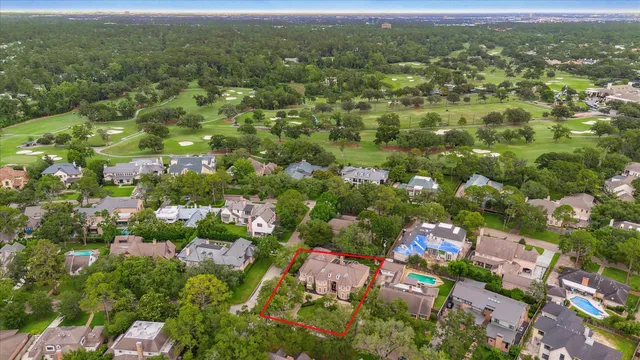 $3,500,000 | 903 Old Lake Road, Houston, TX 77057
