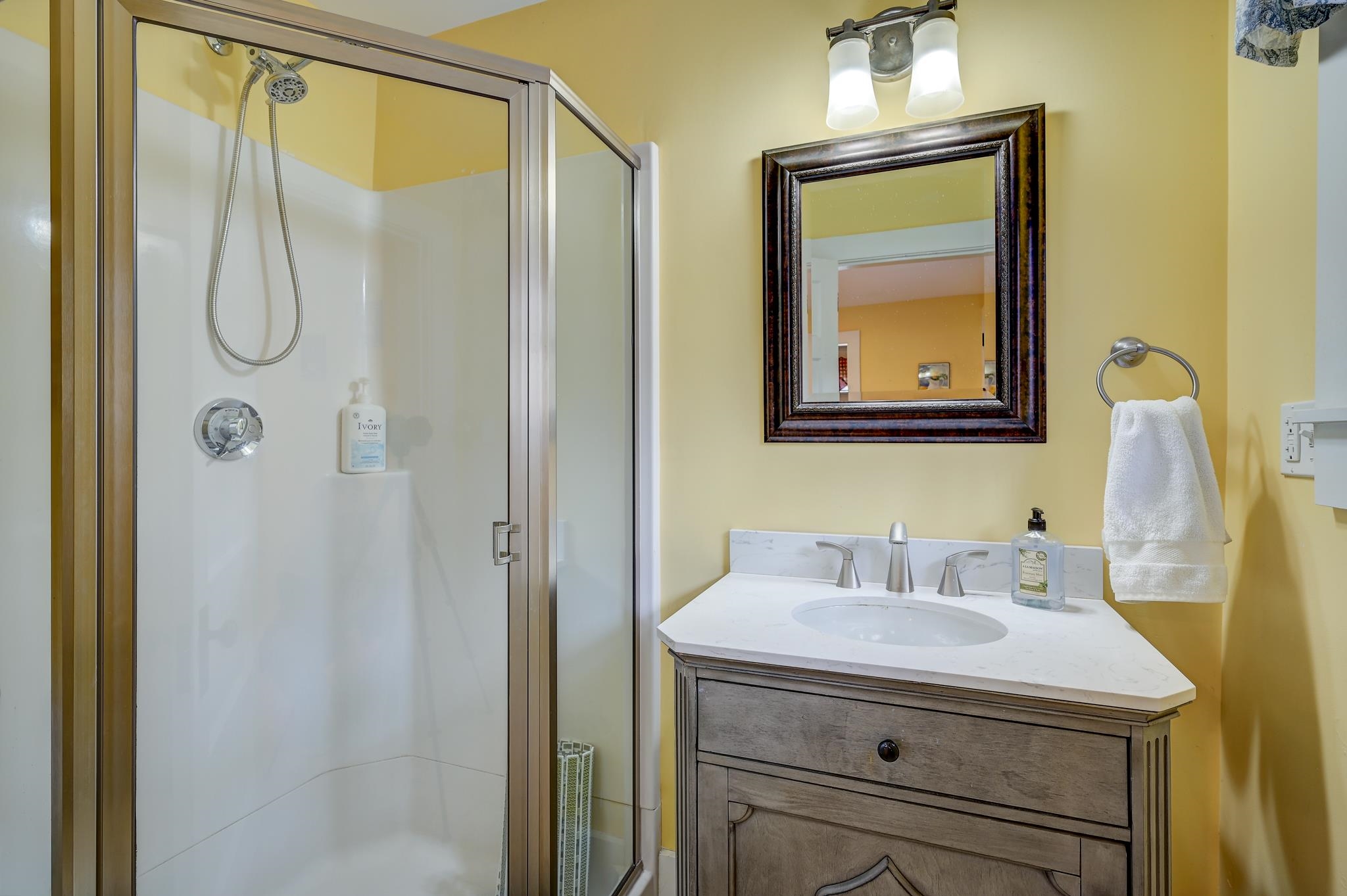 37 Cranmore Road North Conway, NH 03860 - Photo 24 of 39