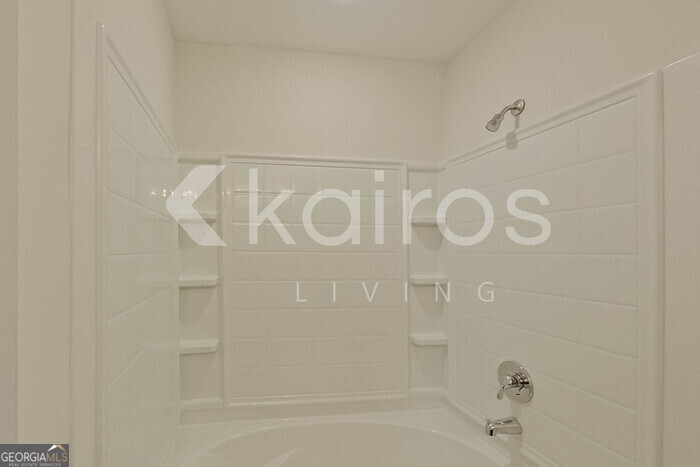 108 St Phillip Way Springfield, GA 31329 - Photo 23 of 29 a bathroom with a shower