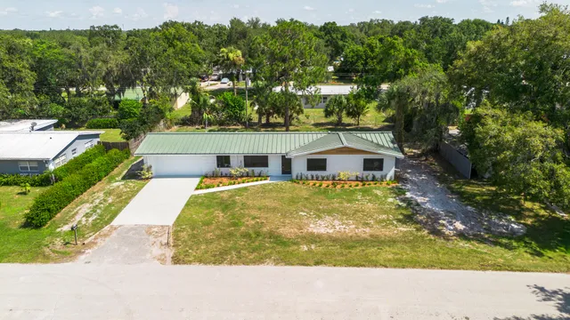 $359,000 | 809 Southeast 12th Street, Okeechobee, FL 34974