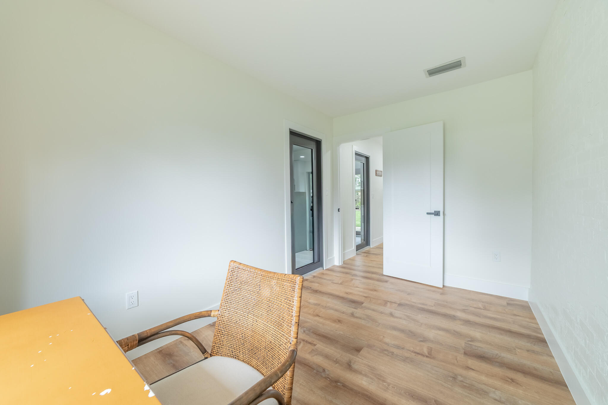809 Southeast 12th Street Okeechobee, FL 34974 - Photo 29 of 62 a bathroom with a toilet sink
