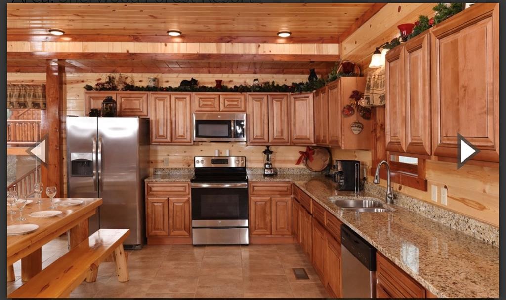 4363 Forest Ridge Way Pigeon Forge, TN 37863 - Photo 4 of 34